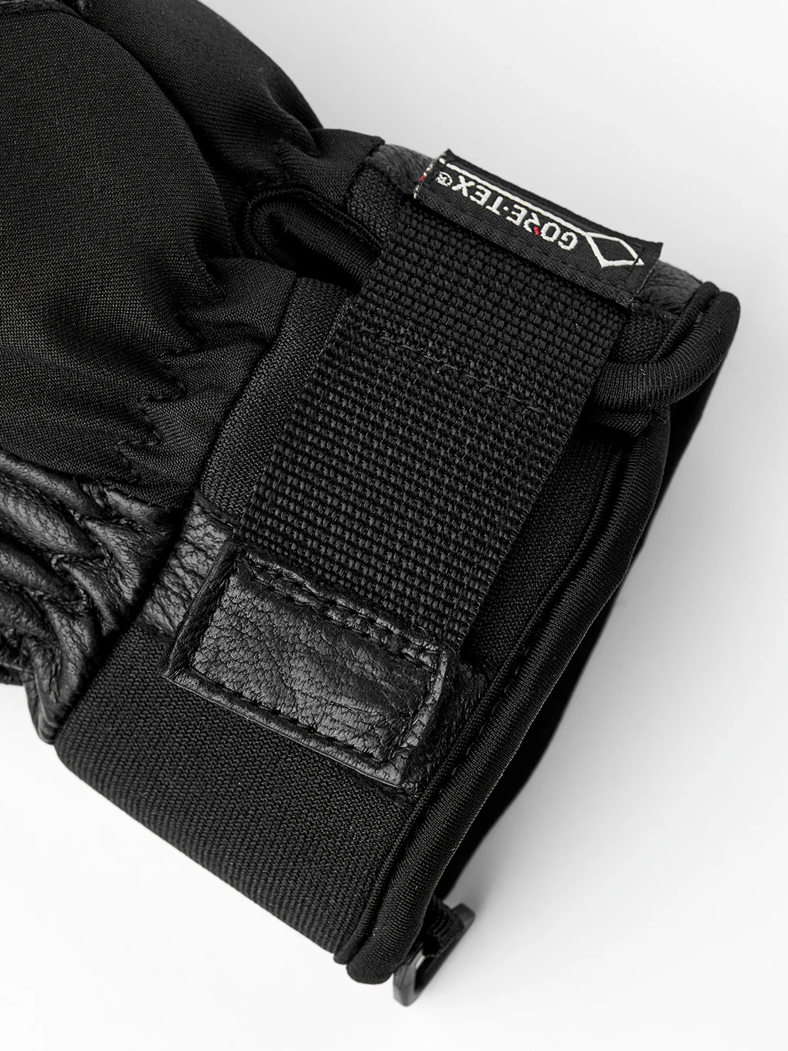 Hestra Alpine Short Gore-Tex 31363 - Image 3